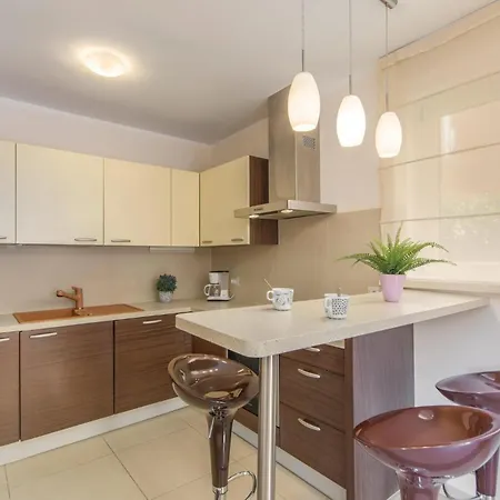 Gorgeous In Strada Contesa With Kitchen Filipac
