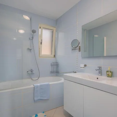 Holiday home Gorgeous In Strada Contesa With Kitchen