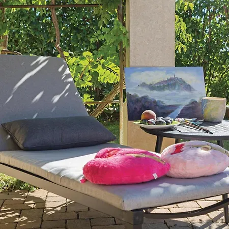 Gorgeous In Strada Contesa With Kitchen Holiday home Filipac